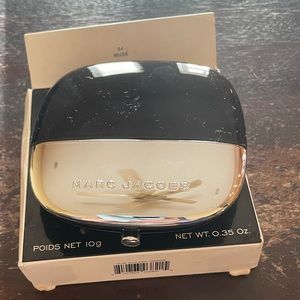 Marc Jacobs accomplice blurring powder brush 54 Muse 54